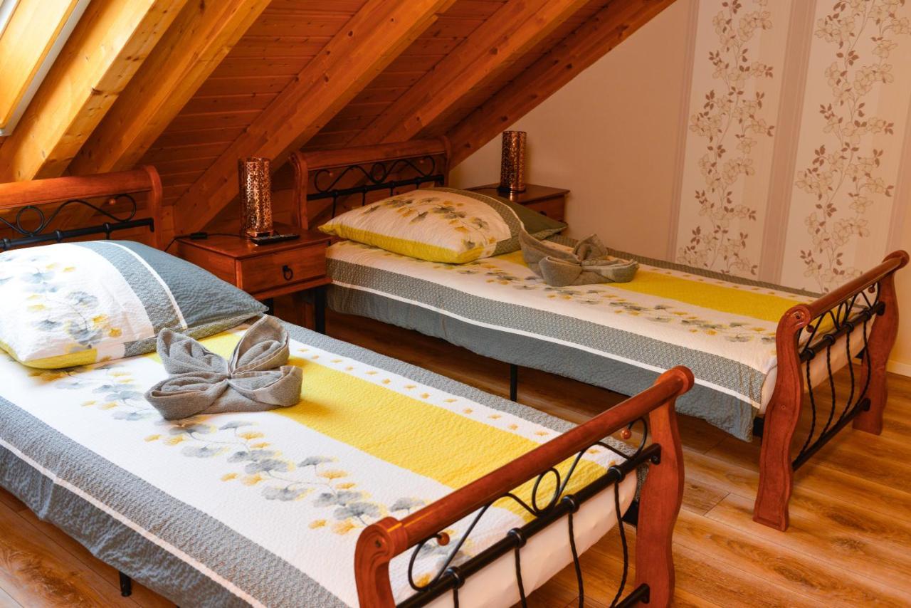 Ferienwohnung Im Erzgebirge Langenweissbach Esterno foto