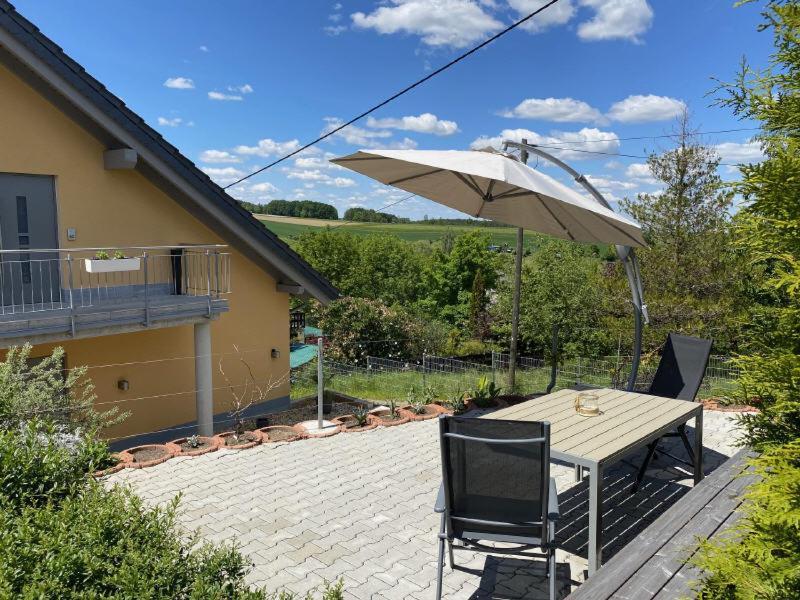 Ferienwohnung Im Erzgebirge Langenweissbach Esterno foto