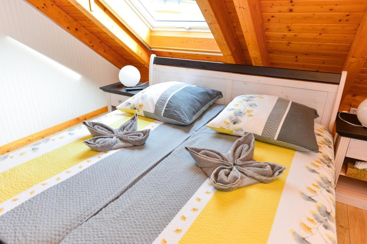 Ferienwohnung Im Erzgebirge Langenweissbach Esterno foto