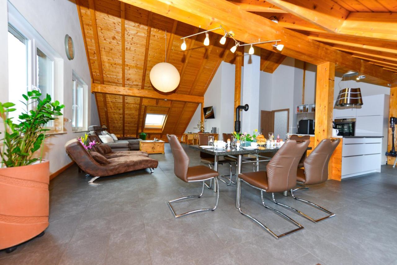Ferienwohnung Im Erzgebirge Langenweissbach Esterno foto